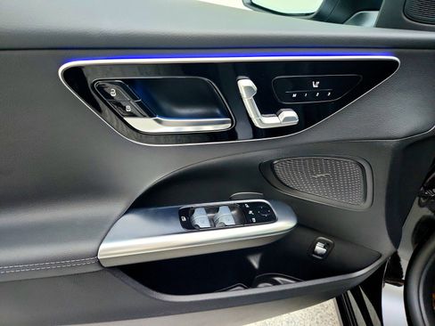 Certified 2025 Mercedes-Benz C 300 Sedan image 24