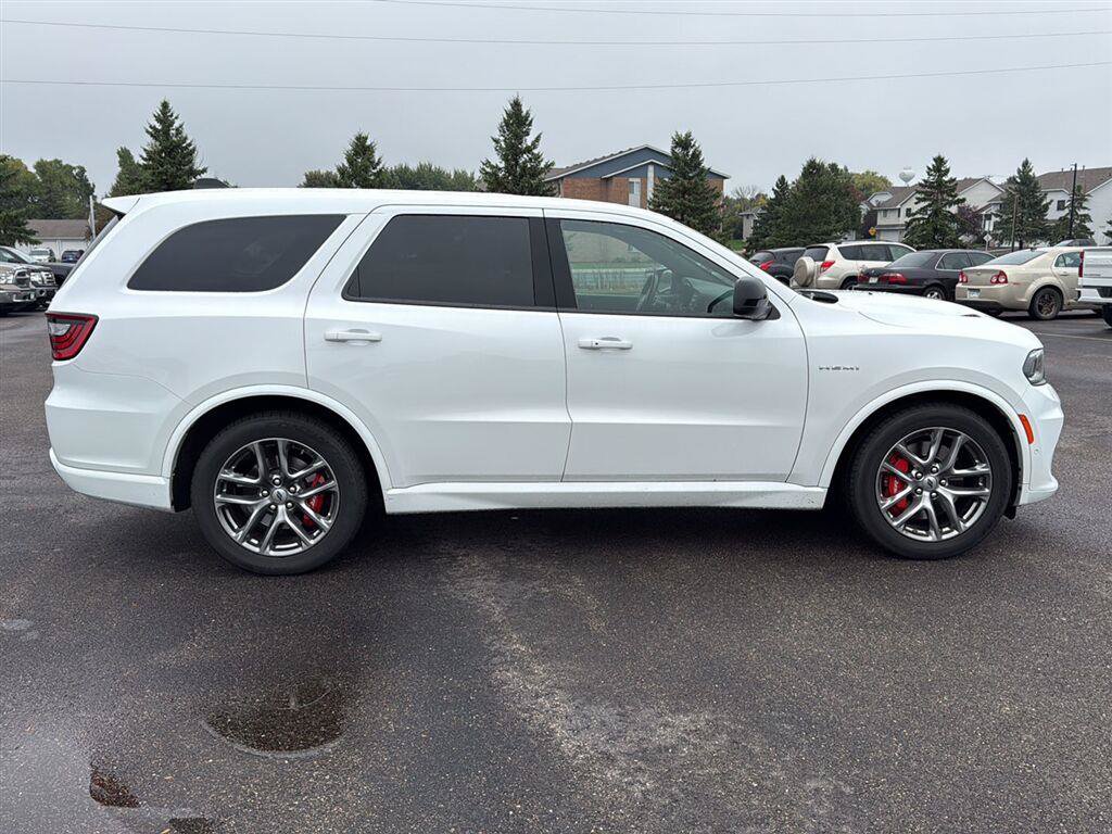 Used 2023 Dodge Durango R/T w/ Tow 'N Go Package AWD/4WD image 7