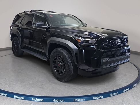 Used 2025 Toyota 4Runner TRD Off-Road Premium w/ Tow Technology Package AWD/4WD image 4