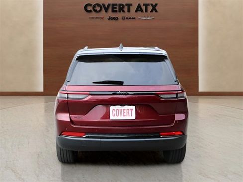 New 2025 Jeep Grand Cherokee Limited image 4