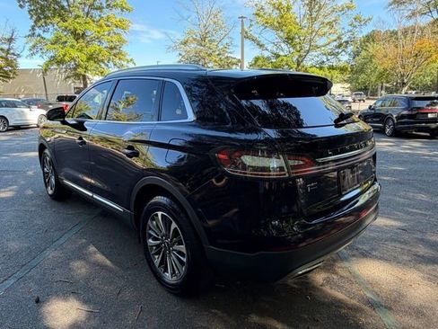 Certified 2022 Lincoln Nautilus FWD w/ Premium Package image 16