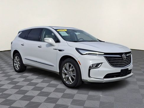 Used 2023 Buick Enclave Essence w/ Experience Buick Package image 1