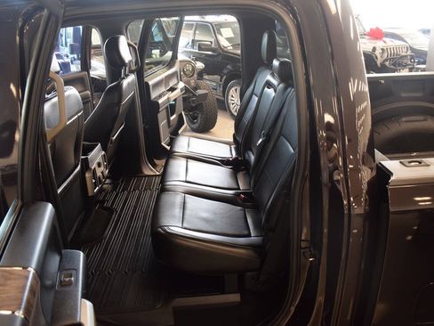 Used 2018 Ford F250 Lariat w/ Lariat Ultimate Package RWD image 39