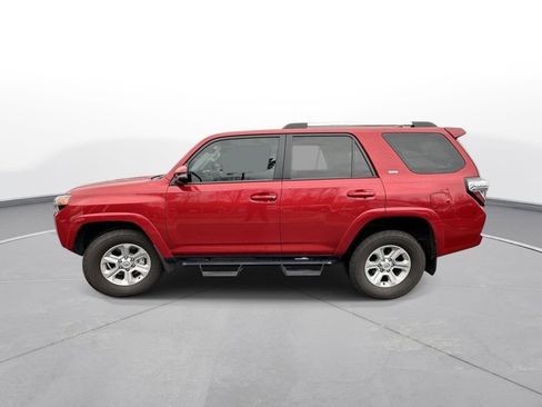 Certified 2022 Toyota 4Runner SR5 Premium image 9