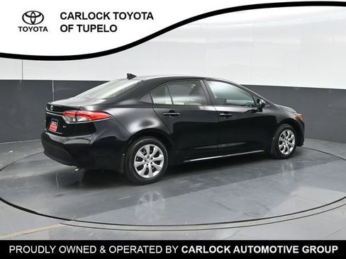 Used 2026 Toyota Corolla LE FWD image 3