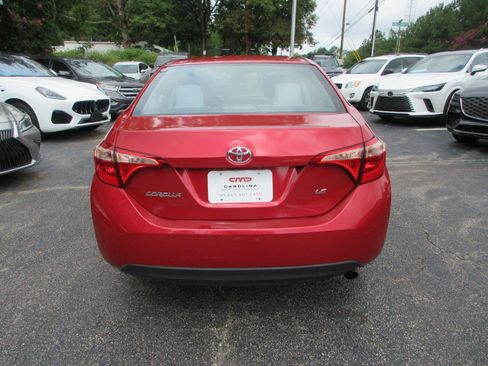 Used 2017 Toyota Corolla LE FWD image 6
