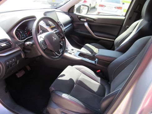 Used 2025 Mitsubishi Eclipse Cross SE AWD/4WD image 13