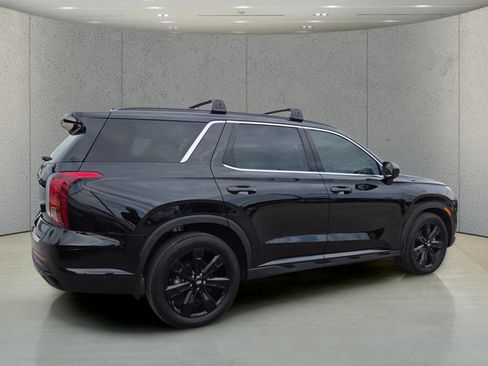Used 2025 Hyundai Palisade XRT FWD image 3