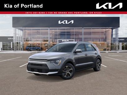 New 2025 Kia Niro EX