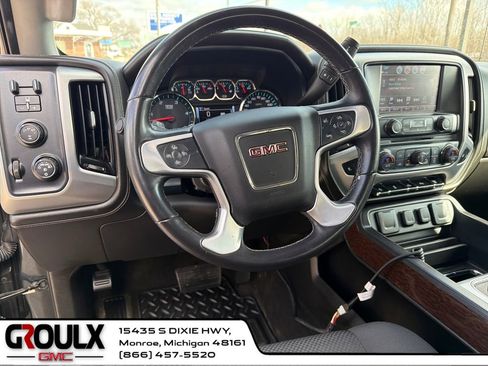 Used 2017 GMC Sierra 2500 SLE w/ SLE Preferred Package image 14