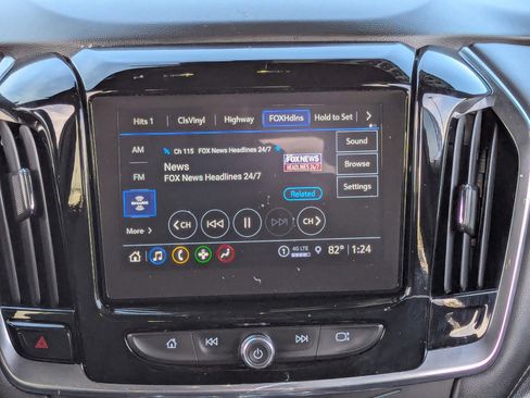 Certified 2023 Chevrolet Traverse LT image 20