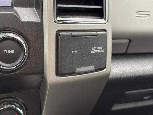 Used 2021 Ford F250 Lariat image 24