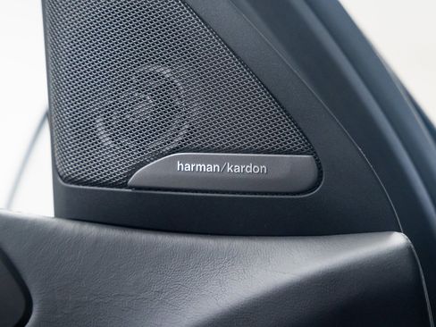 Used 2024 BMW X6 M Competition image 16