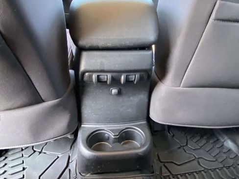 Used 2013 Jeep Wrangler Unlimited Sahara w/ Connectivity Group image 10