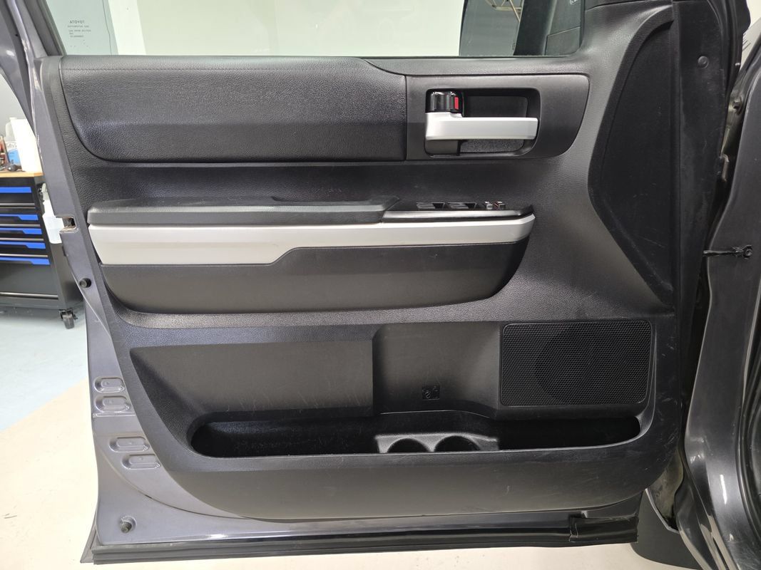 Used 2021 Toyota Tundra SR5 AWD/4WD image 18