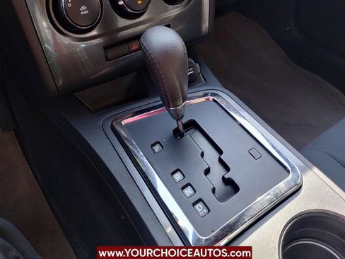 Used 2010 Dodge Challenger SE image 24