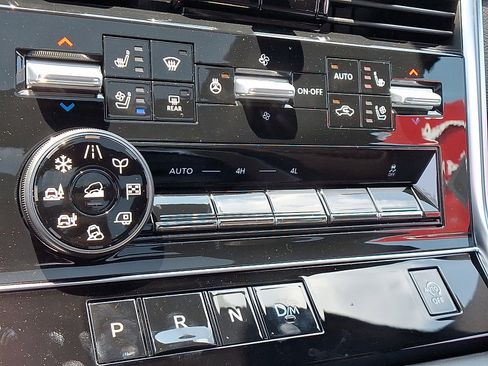 New 2025 Nissan Armada Platinum w/ Convenience Package image 17