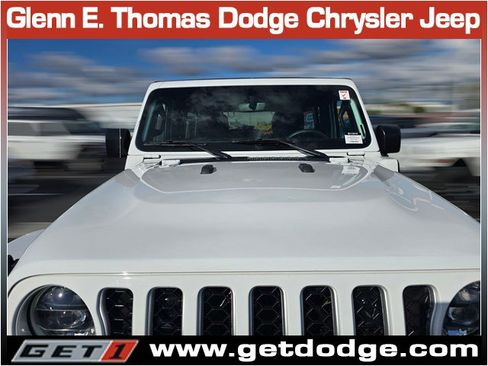 Used 2023 Jeep Wrangler Sahara w/ Safety Group image 4