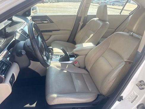 Used 2016 Honda Accord EX-L image 10