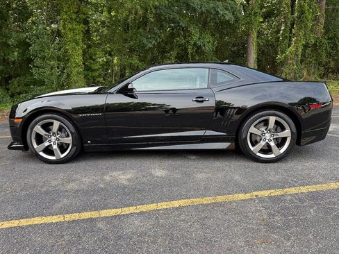 Used 2010 Chevrolet Camaro SS RWD image 19