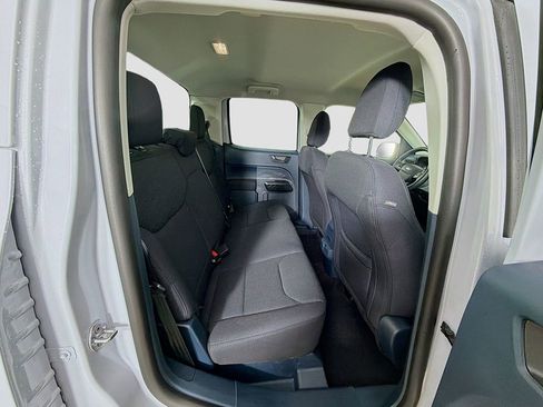 New 2025 Ford Maverick XL w/ Equipment Group 101A image 21