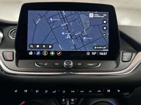 Used 2025 Chevrolet Blazer LT image 19