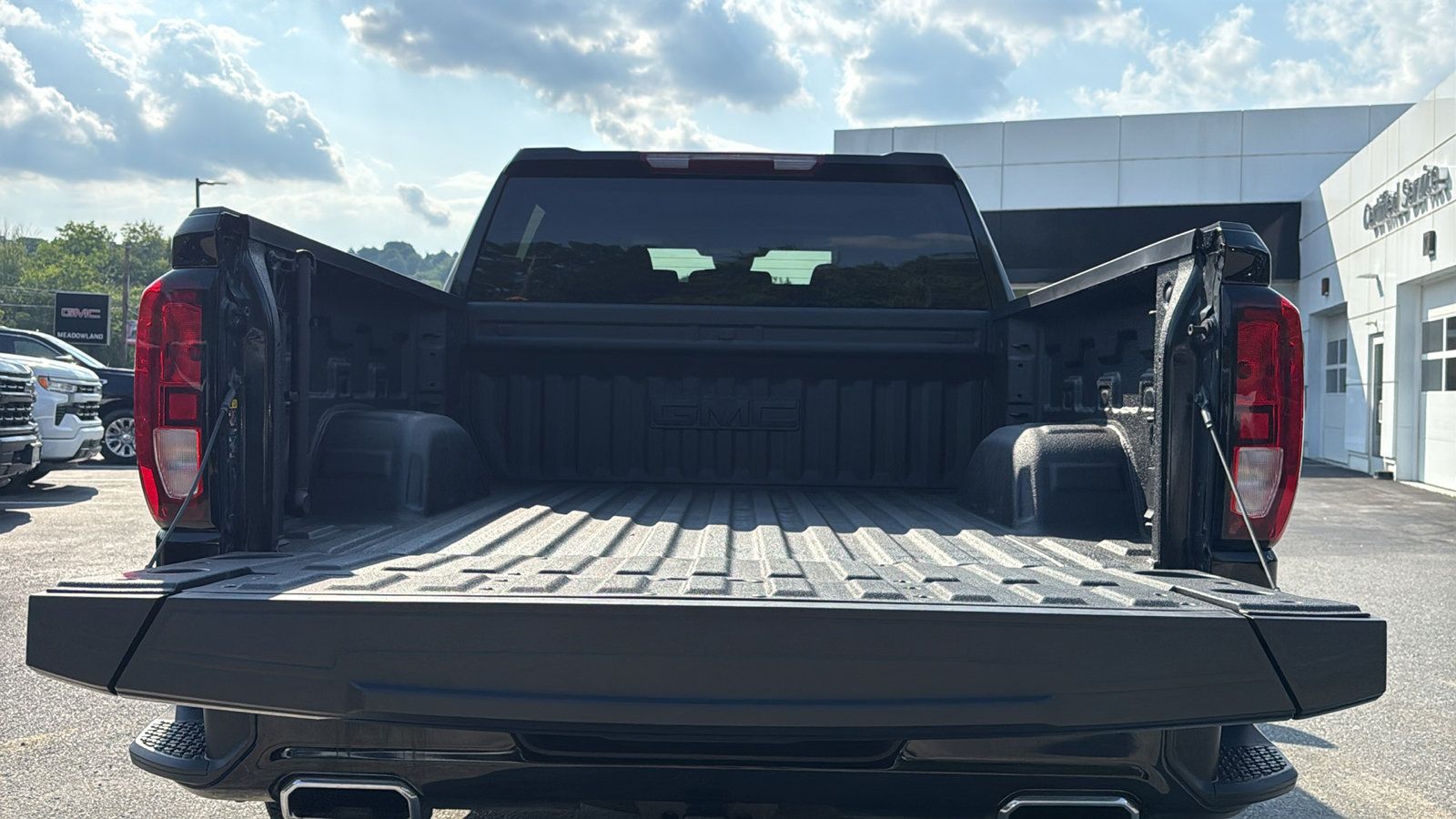 Certified 2025 GMC Sierra 1500 Elevation AWD/4WD image 29
