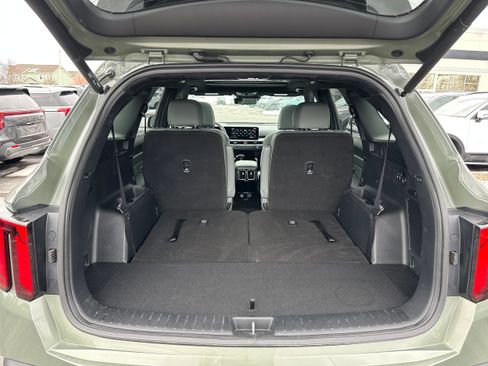 Used 2025 Kia Sorento SX Prestige w/ Sage Leather Package image 10