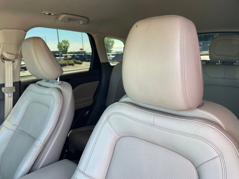 Used 2022 Lincoln Corsair Reserve image 22