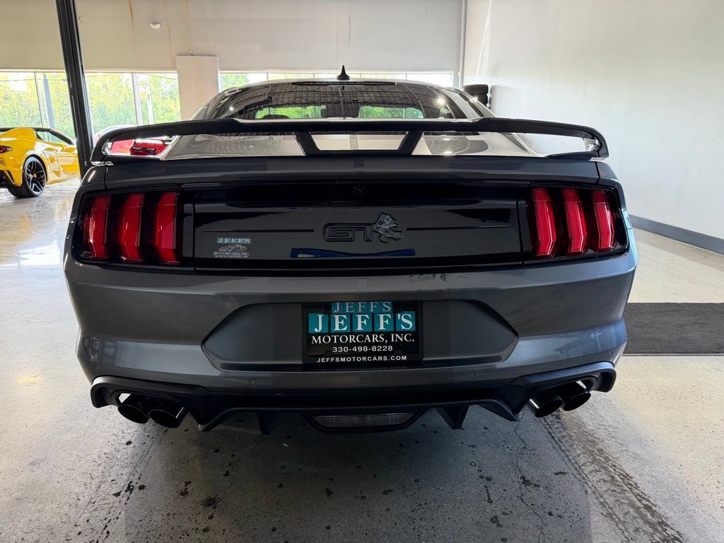 Used 2021 Ford Mustang GT Premium w/ GT Performance Package RWD image 5