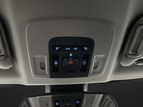 Used 2023 Toyota Camry XLE image 25