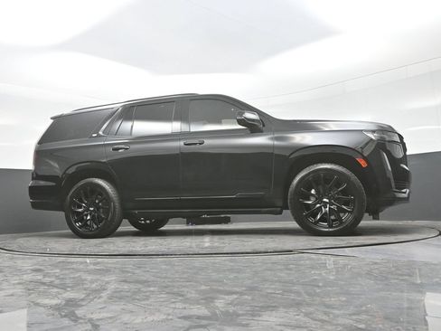 Certified 2022 Cadillac Escalade Sport w/ Touring Package AWD/4WD image 31