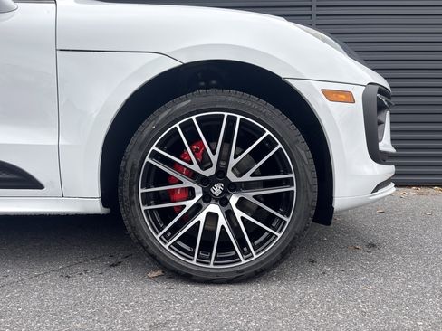 New 2026 Porsche Macan S image 9