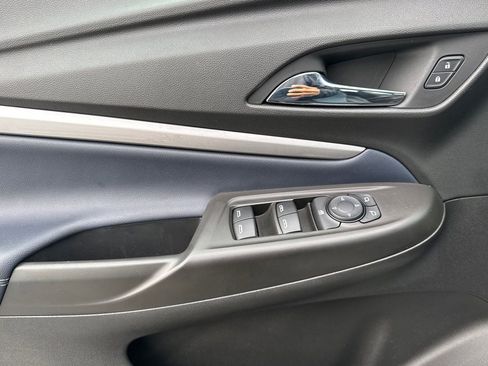 Used 2022 Chevrolet Bolt EUV Premier w/ Super Cruise Package image 10