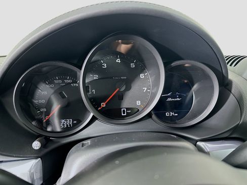 Used 2025 Porsche 718 Boxster image 13