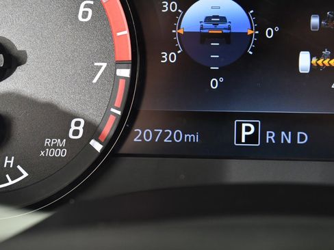 Used 2025 Nissan Frontier PRO-4X w/ Black Accent Package image 25