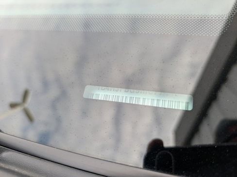 Used 2021 Jeep Grand Cherokee Limited image 36