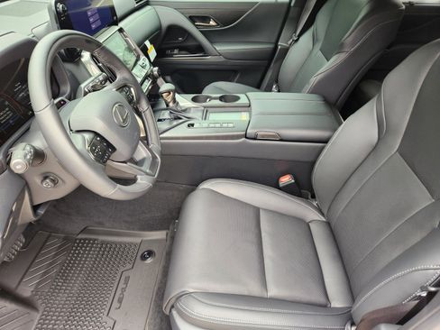 New 2026 Lexus LX 600 4WD w/ Luxury Package image 5