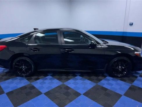 Certified 2022 Honda Civic Sport image 9