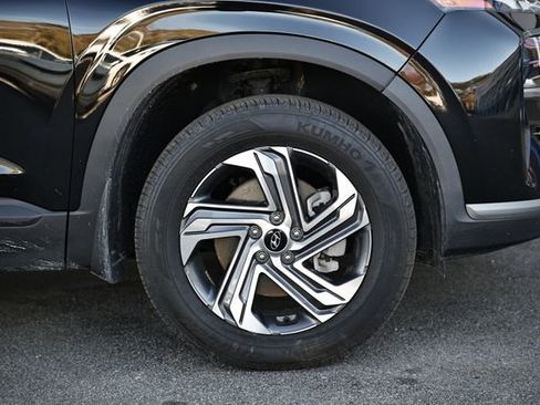 Used 2023 Hyundai Santa Fe SE image 4