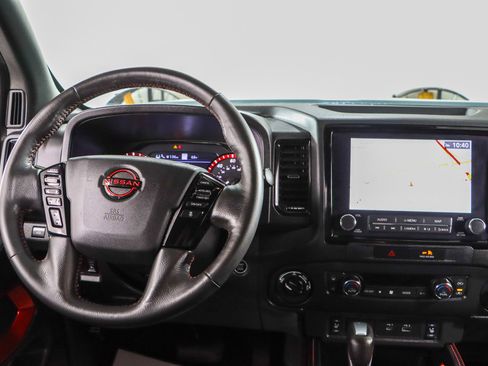 Used 2023 Nissan Frontier PRO-4X w/ Pro Convenience Package AWD/4WD image 18