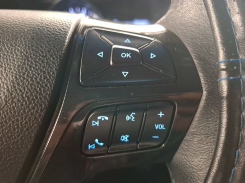 Used 2016 Ford Explorer XLT w/ Equipment Group 202A FWD image 27