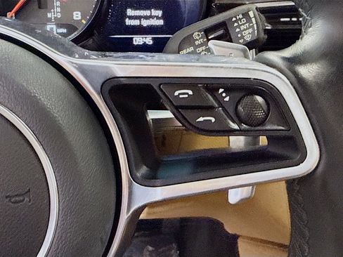 Used 2018 Porsche Macan image 15