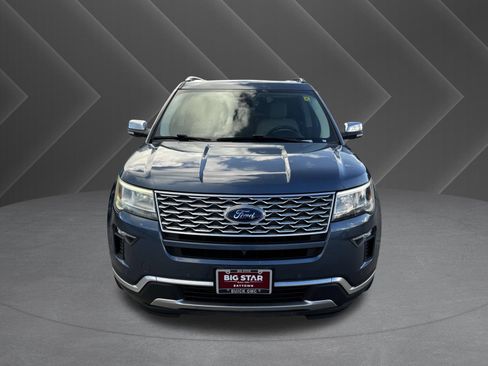 Used 2019 Ford Explorer Platinum AWD/4WD image 3