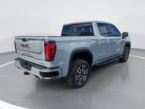 Used 2025 GMC Sierra 1500 AT4 w/ AT4 Premium Package AWD/4WD image 3