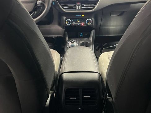 Used 2022 Ford Escape SE w/ Cold Weather Package AWD/4WD image 35