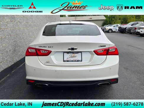 Used 2017 Chevrolet Malibu Premier w/ Premier Sun and Wheel Package FWD image 4