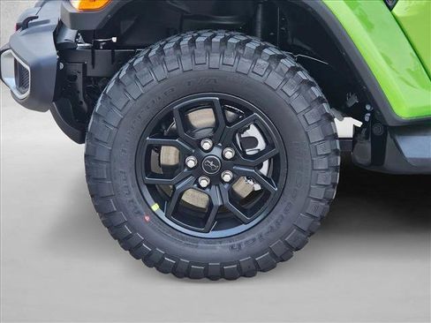 New 2026 Jeep Gladiator Sport image 17