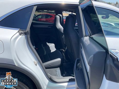 Used 2025 Porsche Macan 4S Electric AWD/4WD image 51
