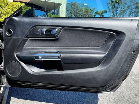 Used 2022 Ford Mustang GT image 21